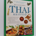 Kit Chan : Klassinen thaikeittiö : yli 70 helppotekoista ... - pikkukuva 1