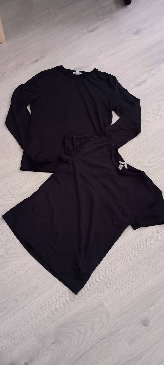 2 kpl mikrokuituisia paitoja H&M (M)