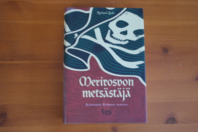 Richard Zacks:Merirosvon metsästäjä.Kapteeni Kiddin tarina
