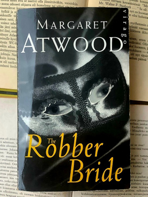 Margaret Atwood - The Robber Bride (paperback)