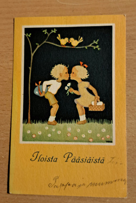 Hede: tyttö ja poika pussaa, kulkenut käsipostissa