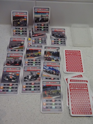 FORMULA KORTIT PAKETISSA