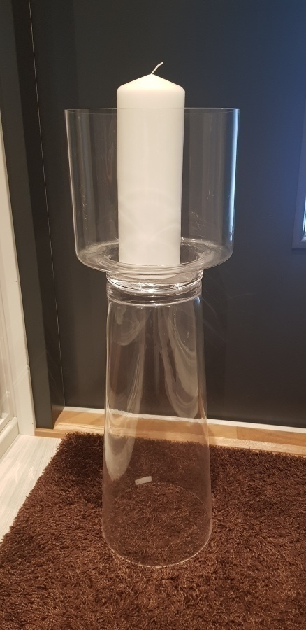 Iso korkea ns. kääntö Maljakko / Kynttilälyhty lasia