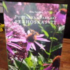 Riku Cajander : Puutarhan parhaat perhoskasvit ( SIS POSTIKU - pikkukuva 1