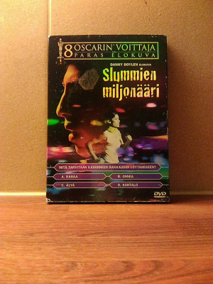 SLUMMIEN MILJONÄÄRI DVD R2