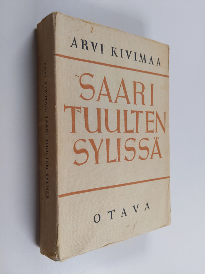 Arvi Kivimaa : Saari tuulten sylissä