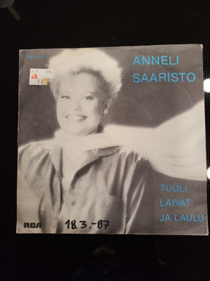 Anneli Saaristo – Tuuli, Laivat Ja Laulu / Kirsikankukka