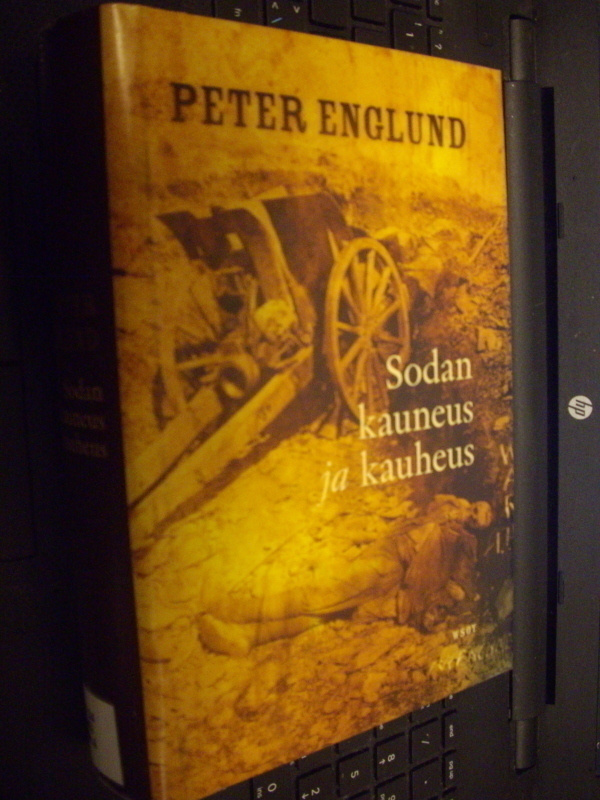 Englund: Sodan kauneus ja kauheus ( 1 p. 2009) Sis.postikulu