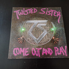 TWISTED SISTER - COME OUT AND PLAY . LP - pikkukuva 1