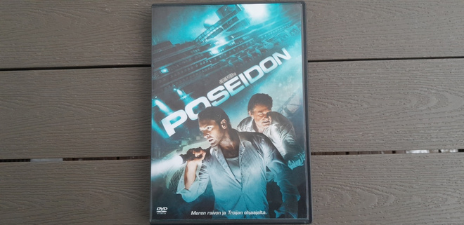 DVD: Poseidon (Kurt Russell, O: Wolfgang Petersen 2006)