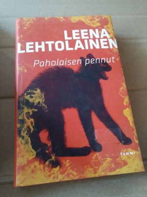 Leena Lehtolainen: Paholaisen pennut