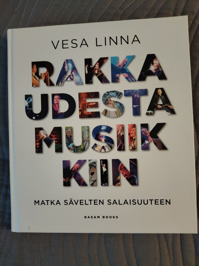 Vesa Linna: RAKKAUDESTA MUSIIKKIIN