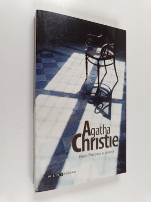 Agatha Christie : Neiti Marplea ei petetä