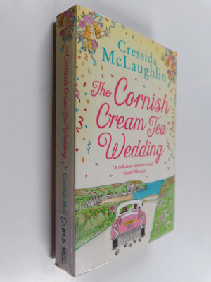 Cressida McLaughlin : The Cornish cream tea wedding