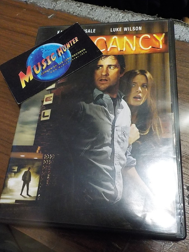 VACANCY DVD (W)