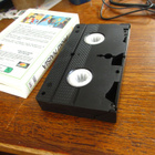 vanha vhs kasetti pikku naisia - pikkukuva 3