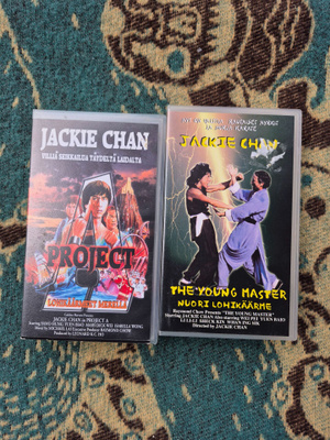 Jackie Chan VHS-elokuvat: Project A  ja The young master