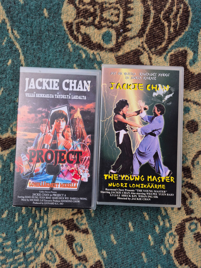 Jackie Chan VHS-elokuvat: Project A  ja The young master