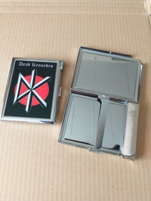 DEAD KENNEDYS --- kotelo + sytytin (esim. Upea lahja!)