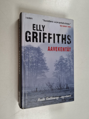 Elly Griffiths : Aavekentät