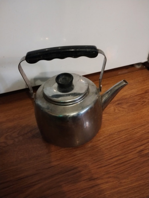 Teräksinen Kahvipannu 1.5 litraa