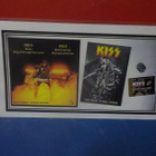 KISS - THE ROCK N ROLL KINGS 10" BOKSI UUSI "SS" - pikkukuva 4