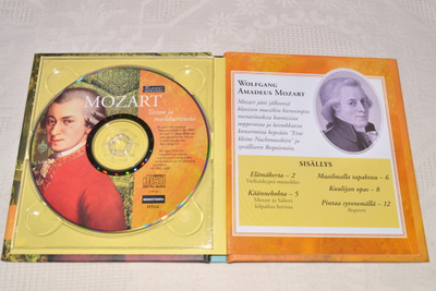 MOZART CD + kirja