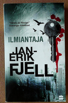 Jan-Erik Fjell: Ilmiantaja (pokkari)