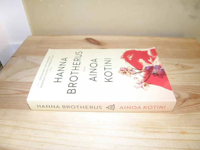 Hanna Brotherus Ainoa kotini (nidottu)