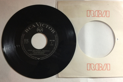 Lenne Broberg – Vanha Holvikirkko 7” Originaali suomiversio!