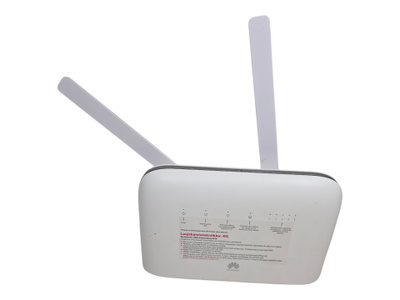 4G -modeemi / reititin (Huawei B715s)