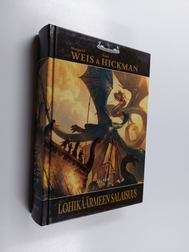 Margaret Weis ym. : Lohikäärmeen salaisuus