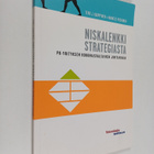 Tero J. Kauppinen : Niskalenkki strategiasta : pk-yrityks... - pikkukuva 1