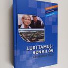 Luottamushenkilön käsikirja 2021 - pikkukuva 1