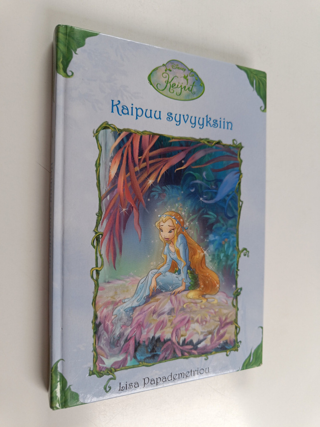 Lisa Papademetriou : Kaipuu syvyyksiin