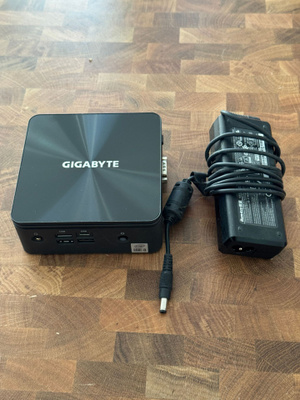 Gigabyte Brix GB-BRi3H-10110, i3, 16GB, 250GB