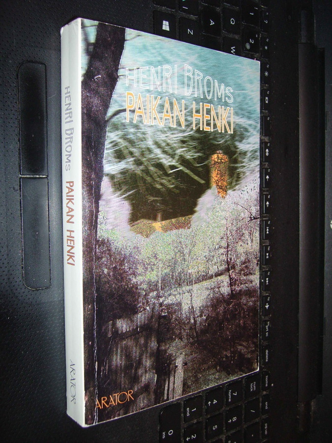 Henri Broms : Paikan henki ( 1 p. ) sis. postikulun