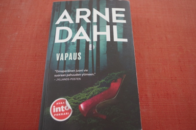 Arne Dahl: Vapaus (2022)