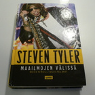 KIRJA - STEVEN TYLER : MAAILMOJEN VÄLISSÄ -12 - pikkukuva 1