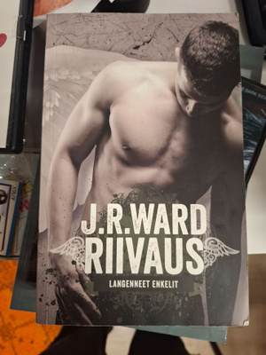 J.R Ward langenneet enkelit Paketti