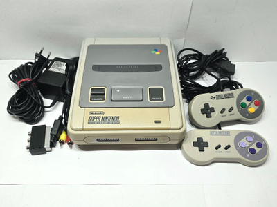 SNES konsoli + 2 ohjainta [3]