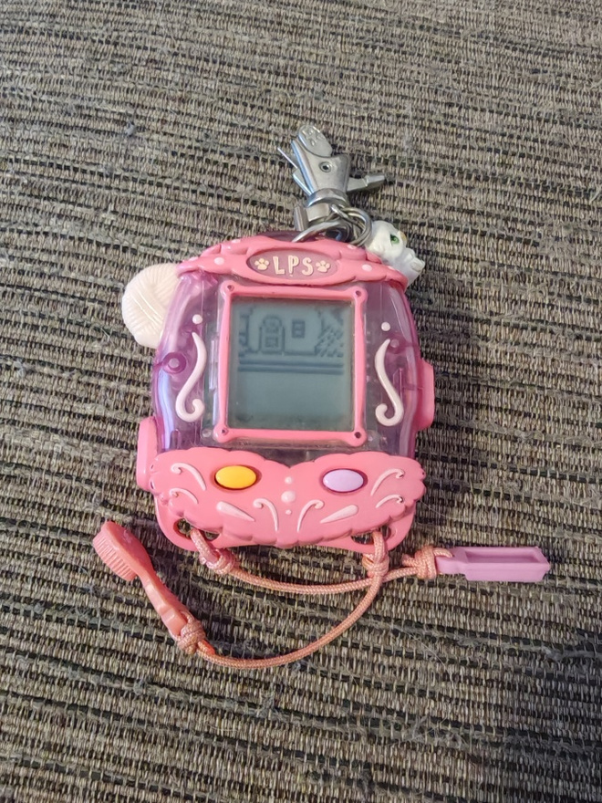 Hasbro Littlest Pet Shop (LPS) virtuaalilemmikki