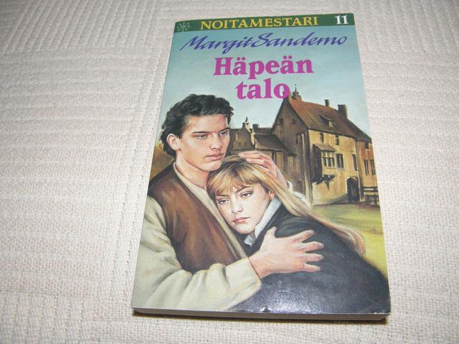 Margit Sandemo Häpeän talo   -pok
