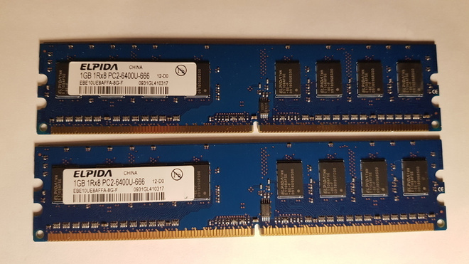 Elpida - Muistikampa  1gb 1rx8 pc2-6400u-666  ( 2Kpl )