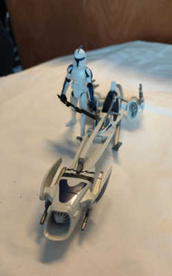 Hasbro Star wars Barc speeder bike + Clone trooper Jesse