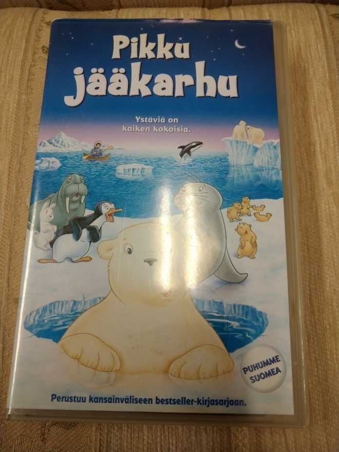 Pikku jääkarhu videokasetti.