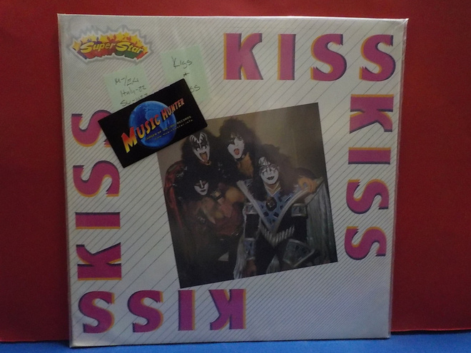 KISS - KISS M-/EX+ ITALY -82 LP