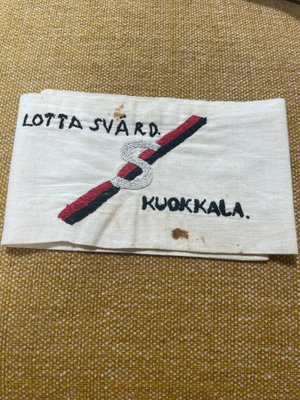 Lotta Svärd hihanauha KUOKKALA