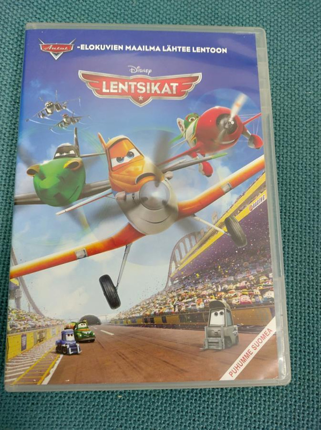 LENTSIKAT (FI+SWE-puhe)***