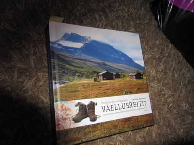 Pohjois-Skandinavian vaellusreitit (Harri Ahonen),